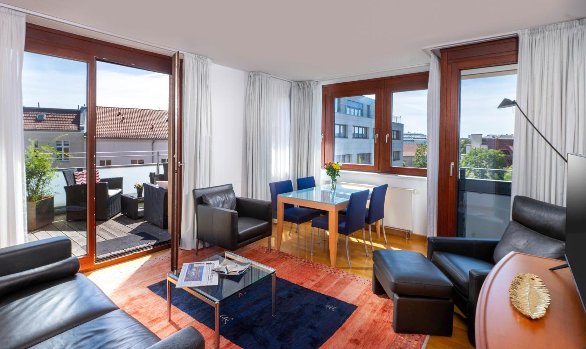 Two-Bedroom Apartment Rooftop Terrace